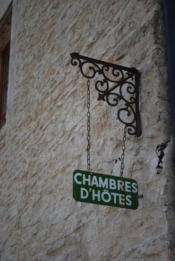 Chambres D'Hotes Soleil Et Cacao Siccieu-Saint-Julien-et-Carisieu Εξωτερικό φωτογραφία